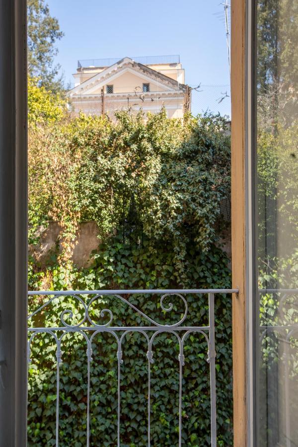 Casa Imperiale, A Burghesius Home * Rom