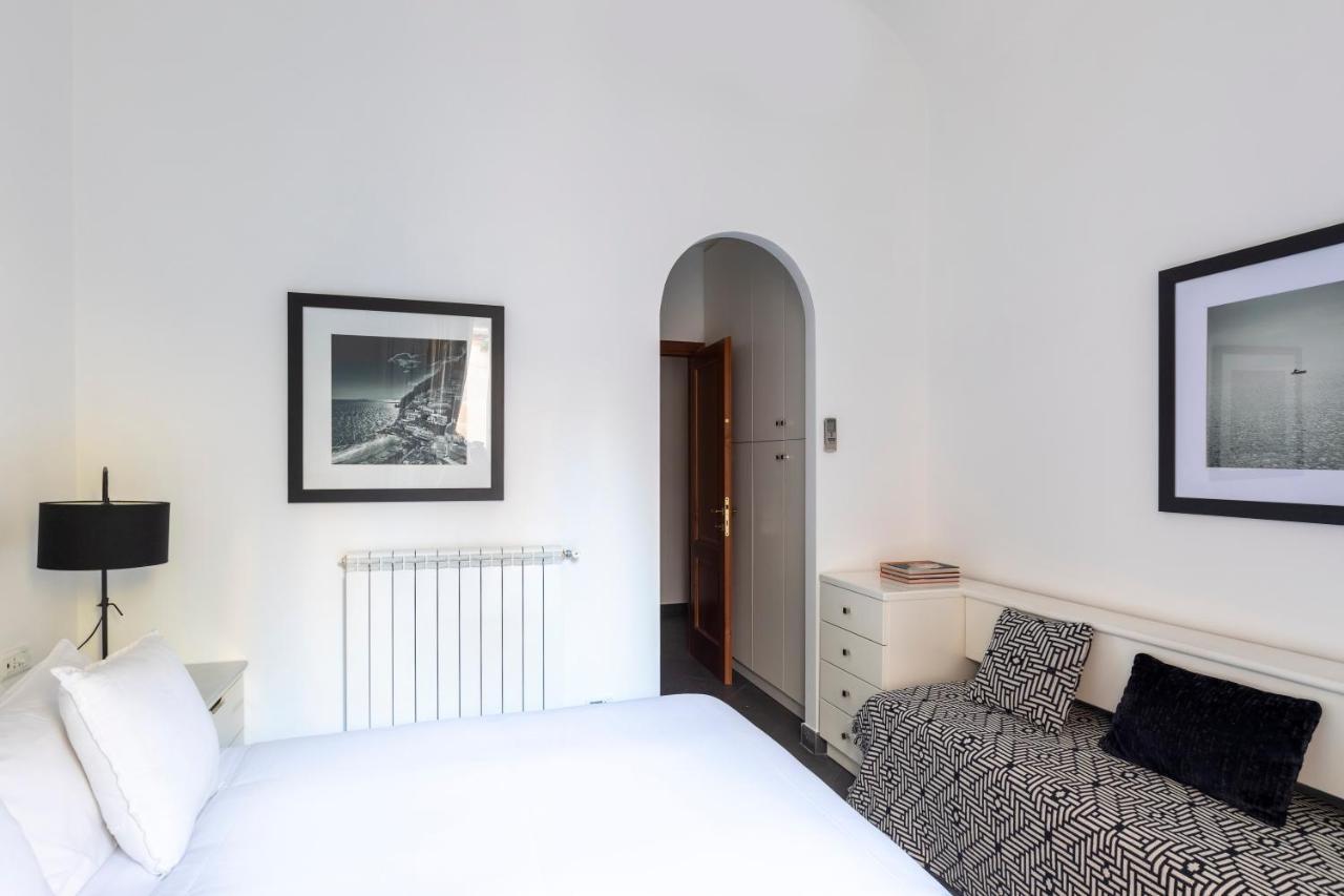Casa Imperiale, A Burghesius Home * Rom